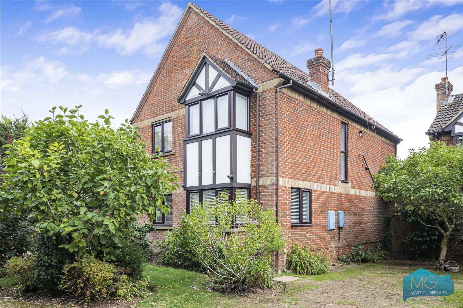 4 bedroom Detached House for sale - Martyn Gerrard