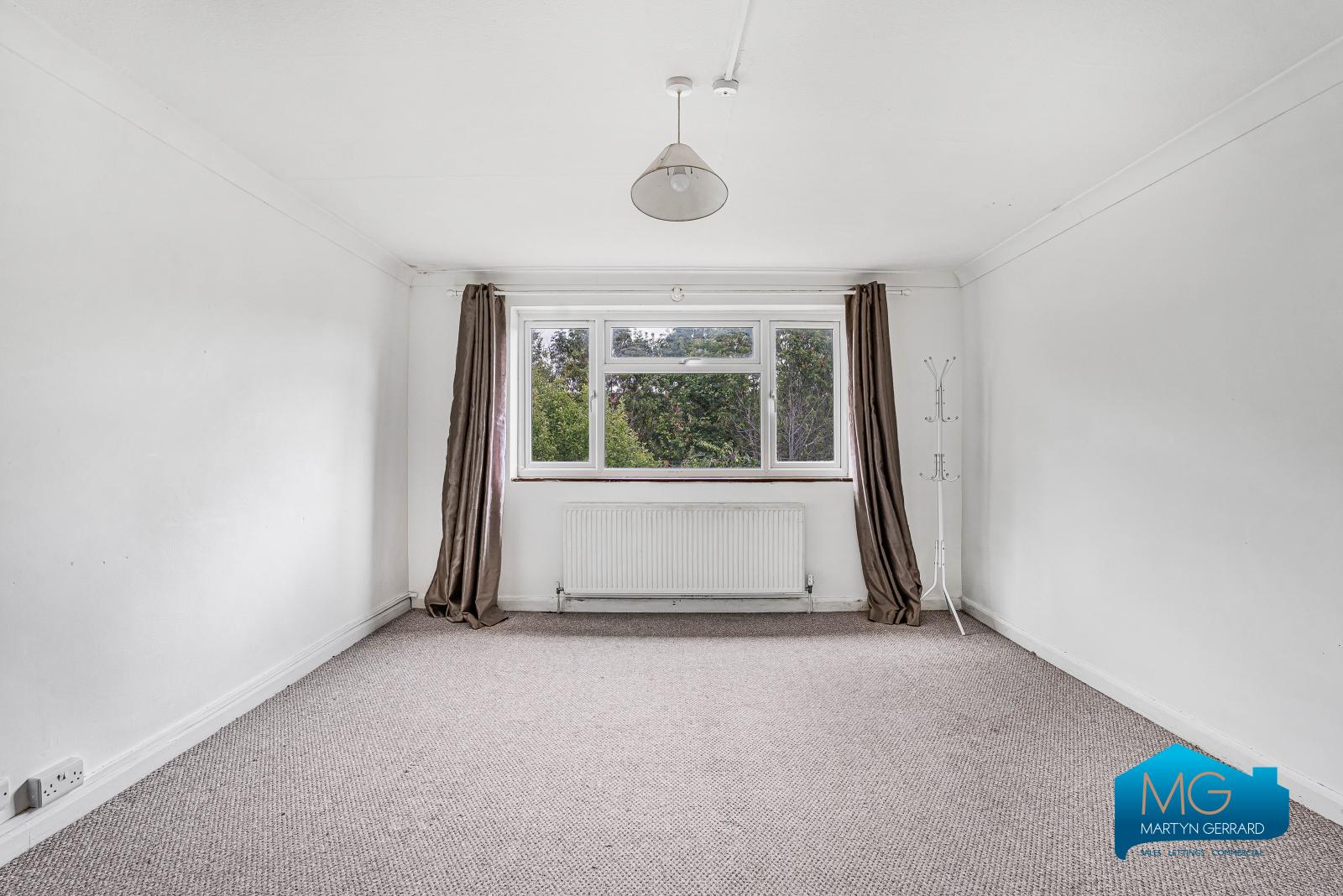 2 bedroom Apartment to rent - Martyn Gerrard