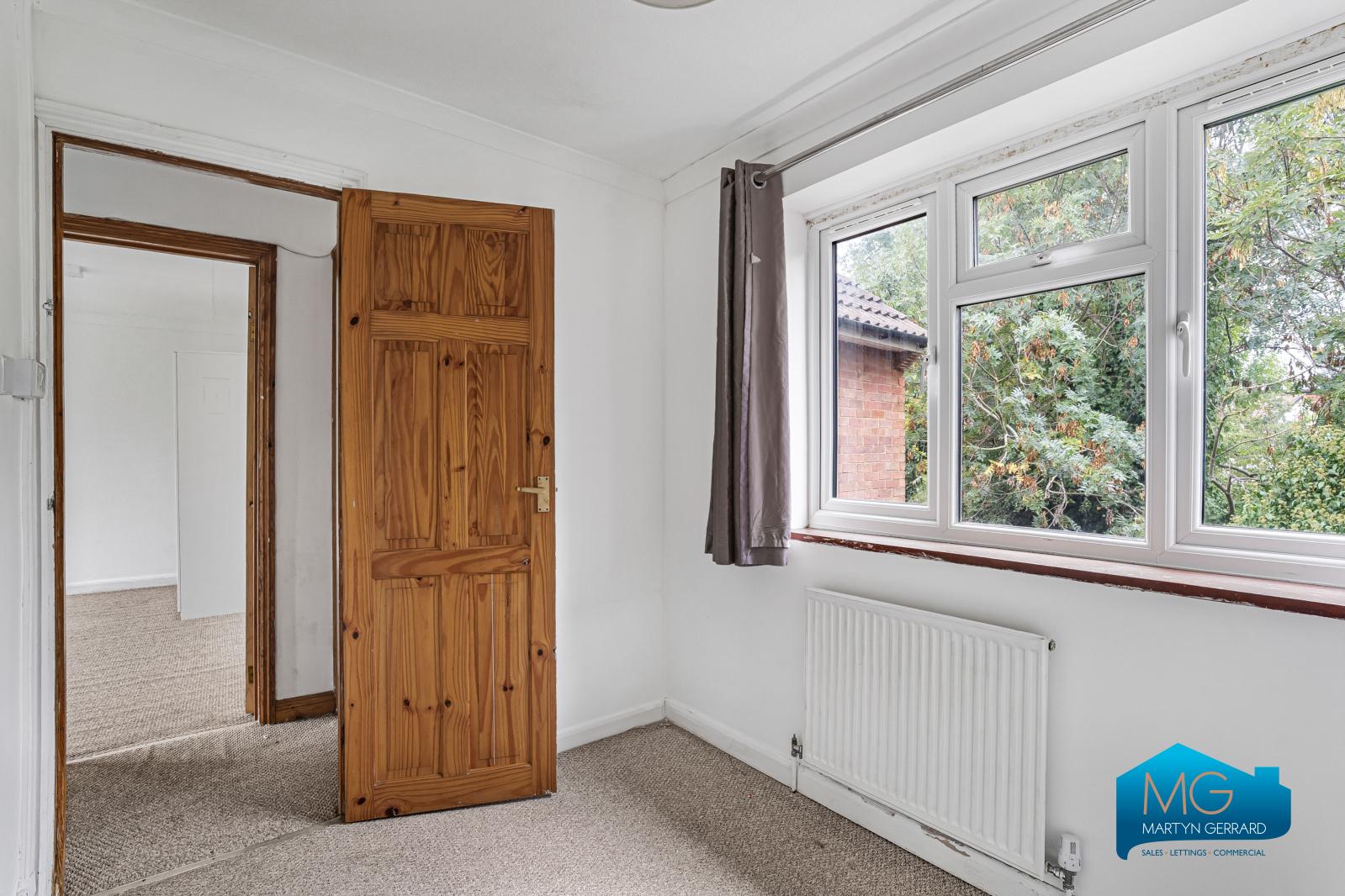 2 bedroom Apartment to rent - Martyn Gerrard