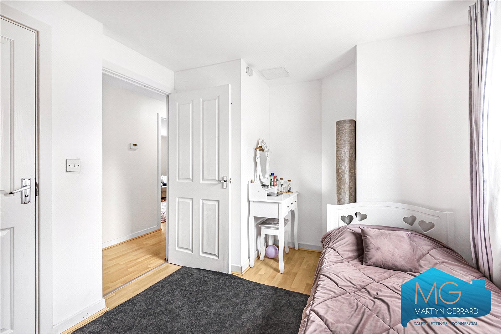 2 bedroom Ground Floor Flat for sale - Martyn Gerrard