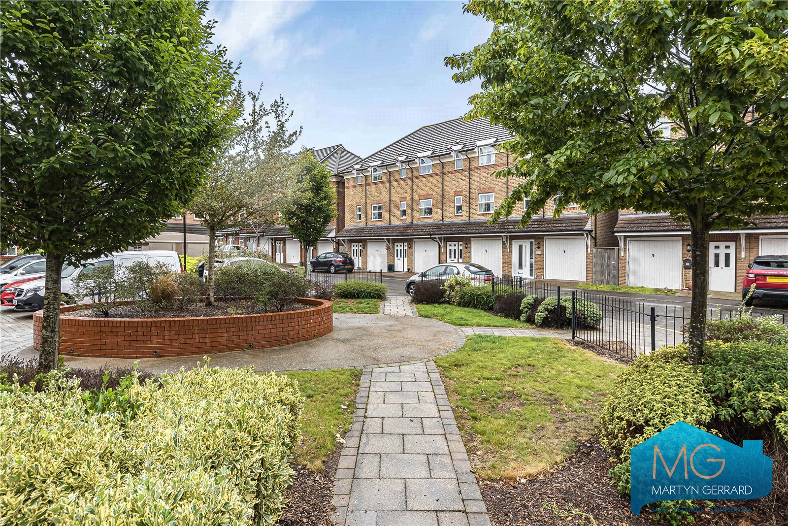 2 bedroom Ground Floor Flat for sale - Martyn Gerrard