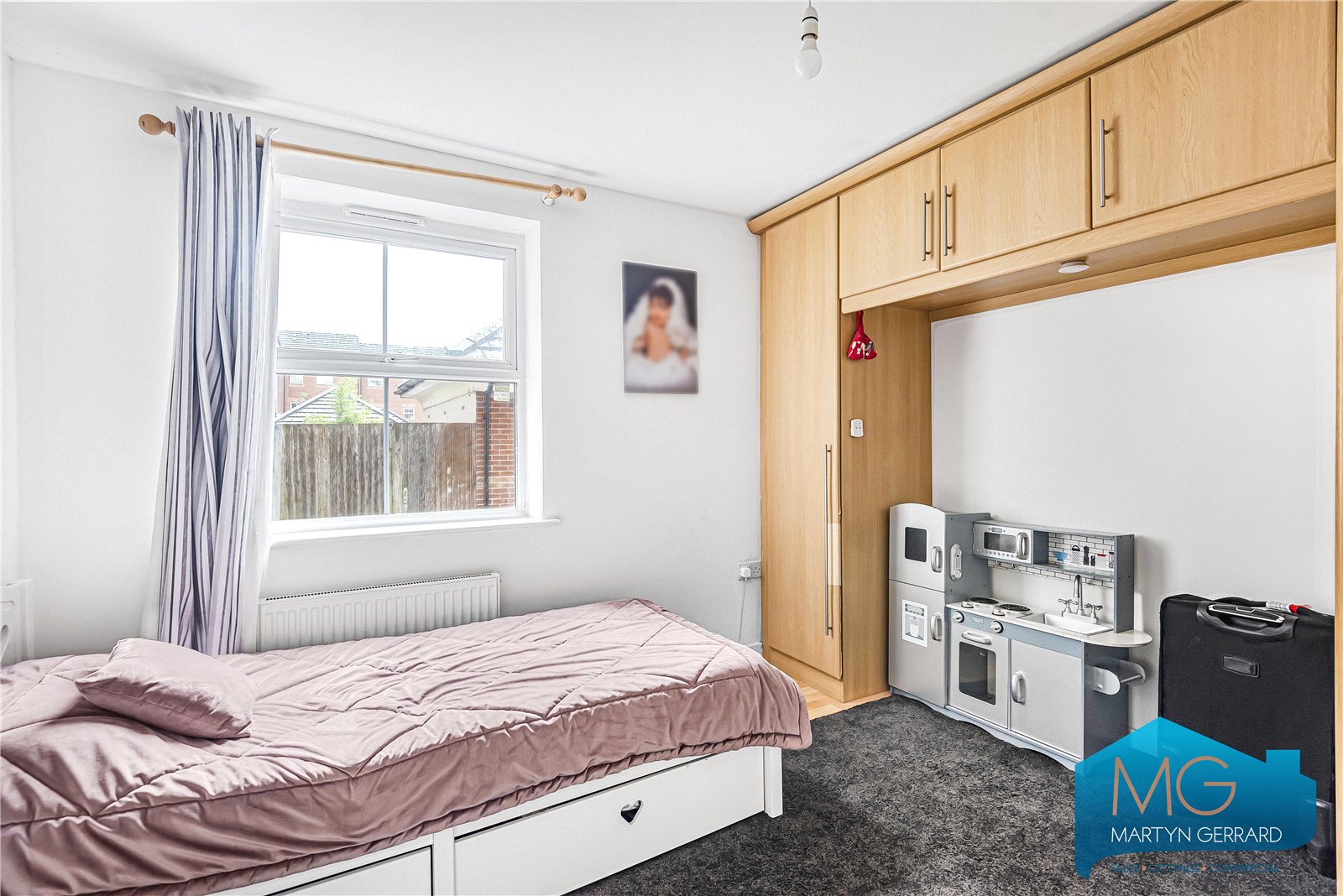 2 bedroom Ground Floor Flat for sale - Martyn Gerrard