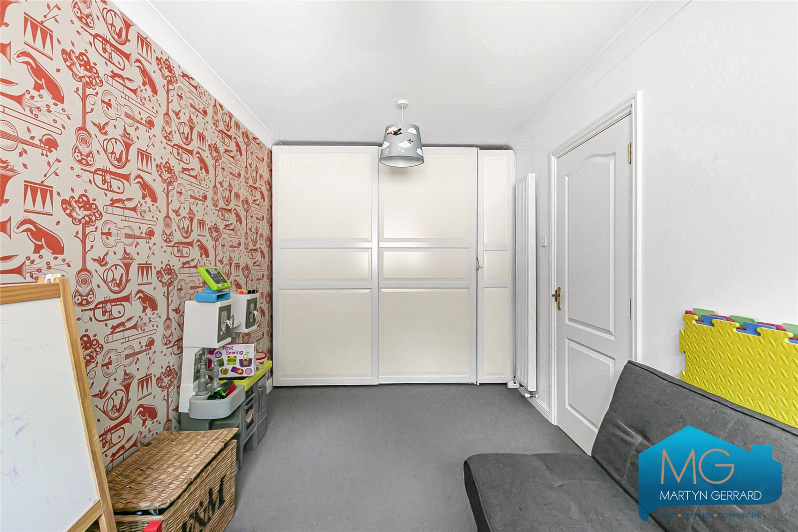 5 bedroom Semi-Detached House for sale - Martyn Gerrard
