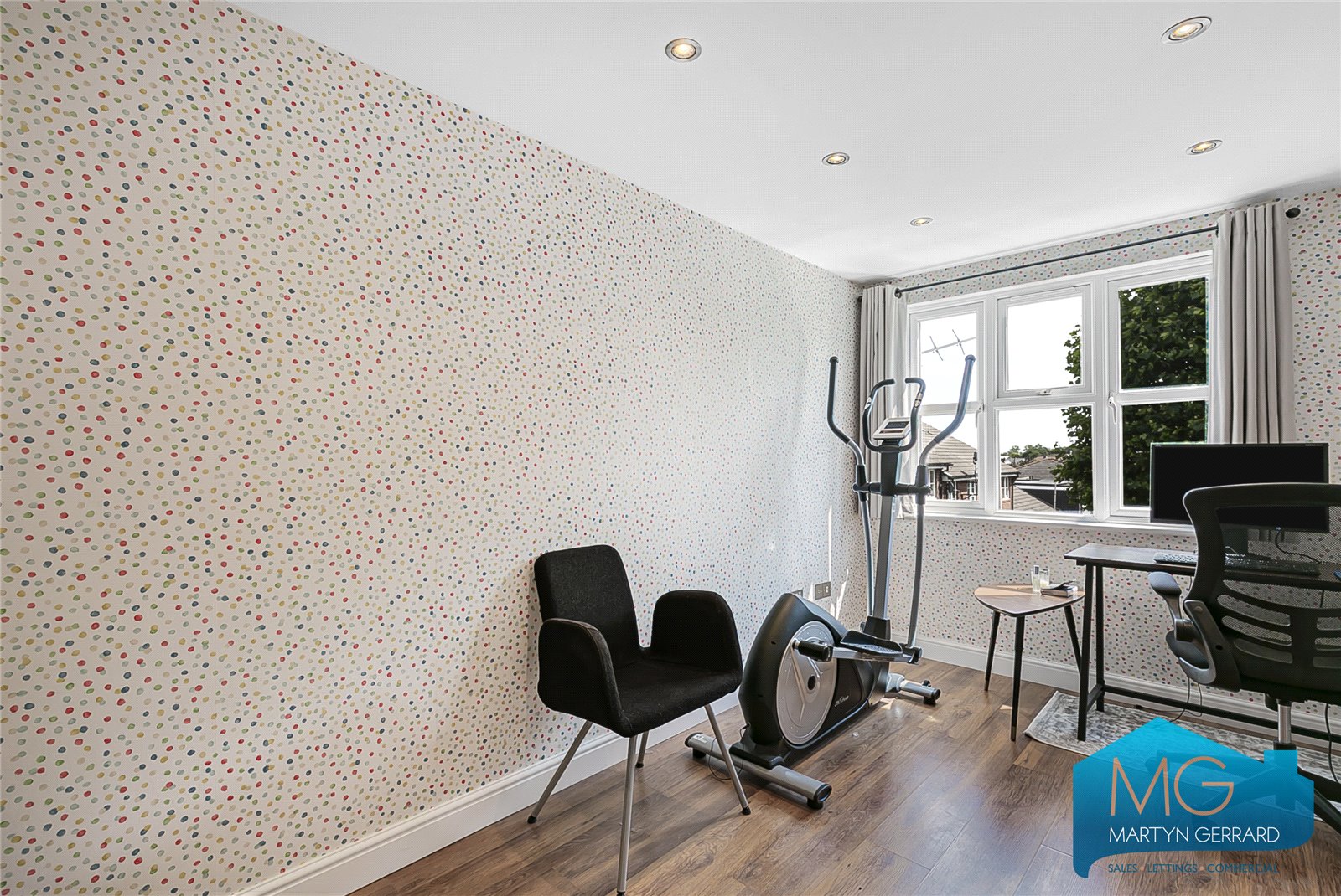 5 bedroom Semi-Detached House for sale - Martyn Gerrard