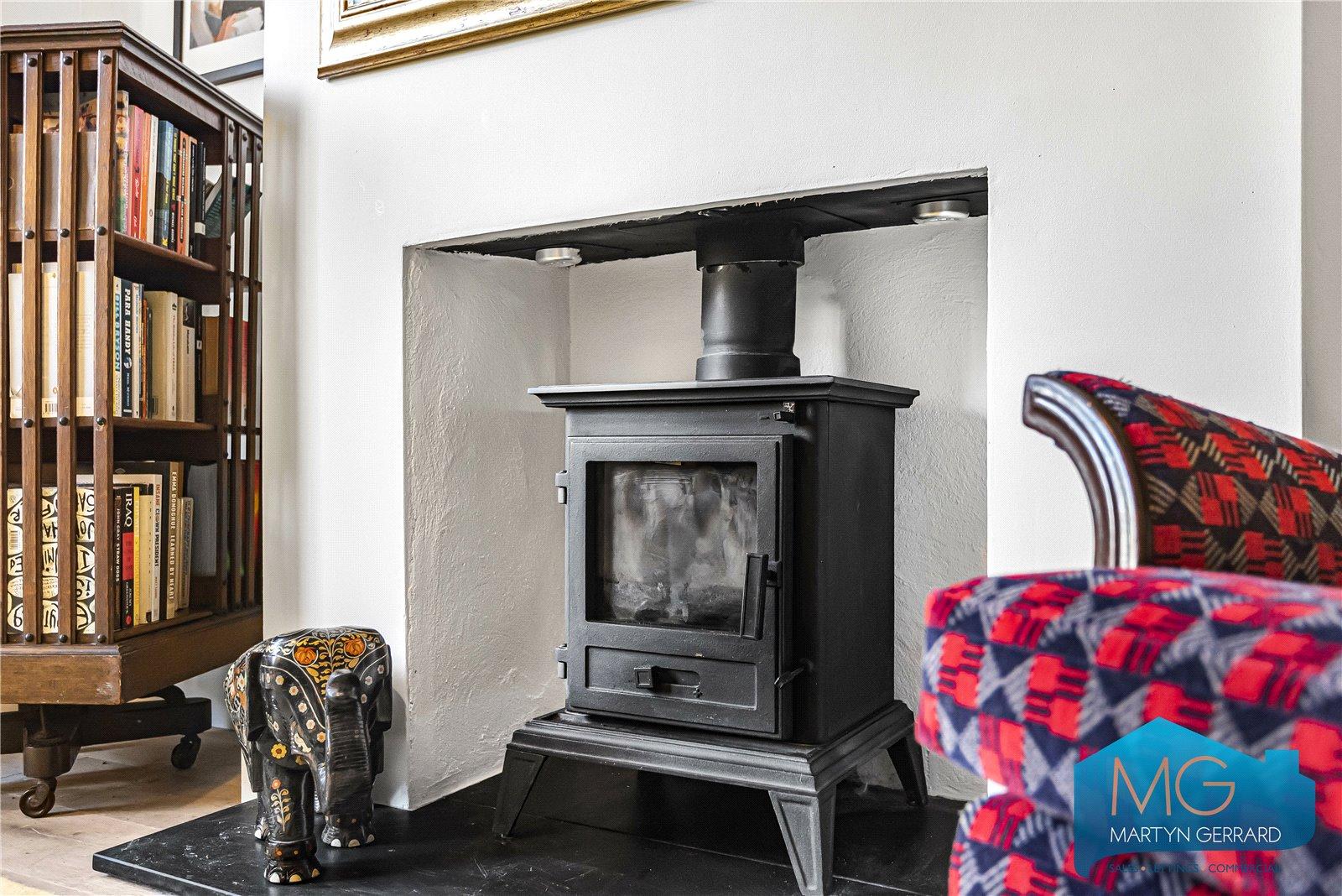 4 bedroom Terraced House for sale - Martyn Gerrard