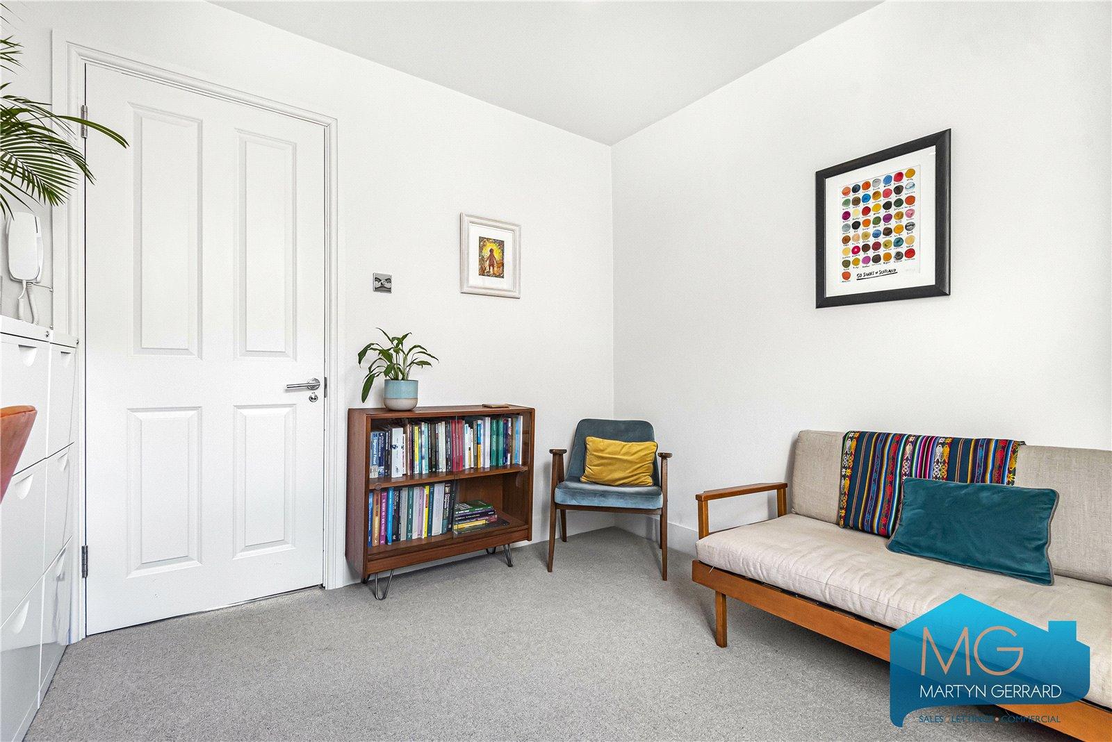 4 bedroom Terraced House for sale - Martyn Gerrard