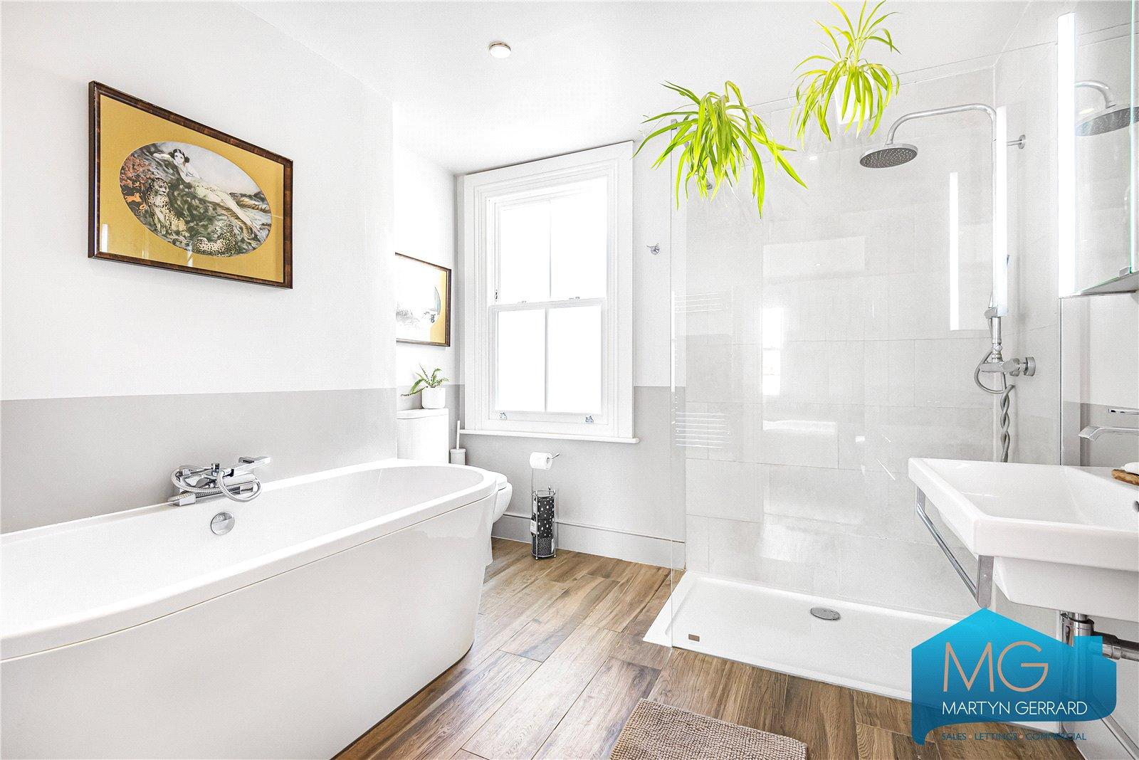 4 bedroom Terraced House for sale - Martyn Gerrard