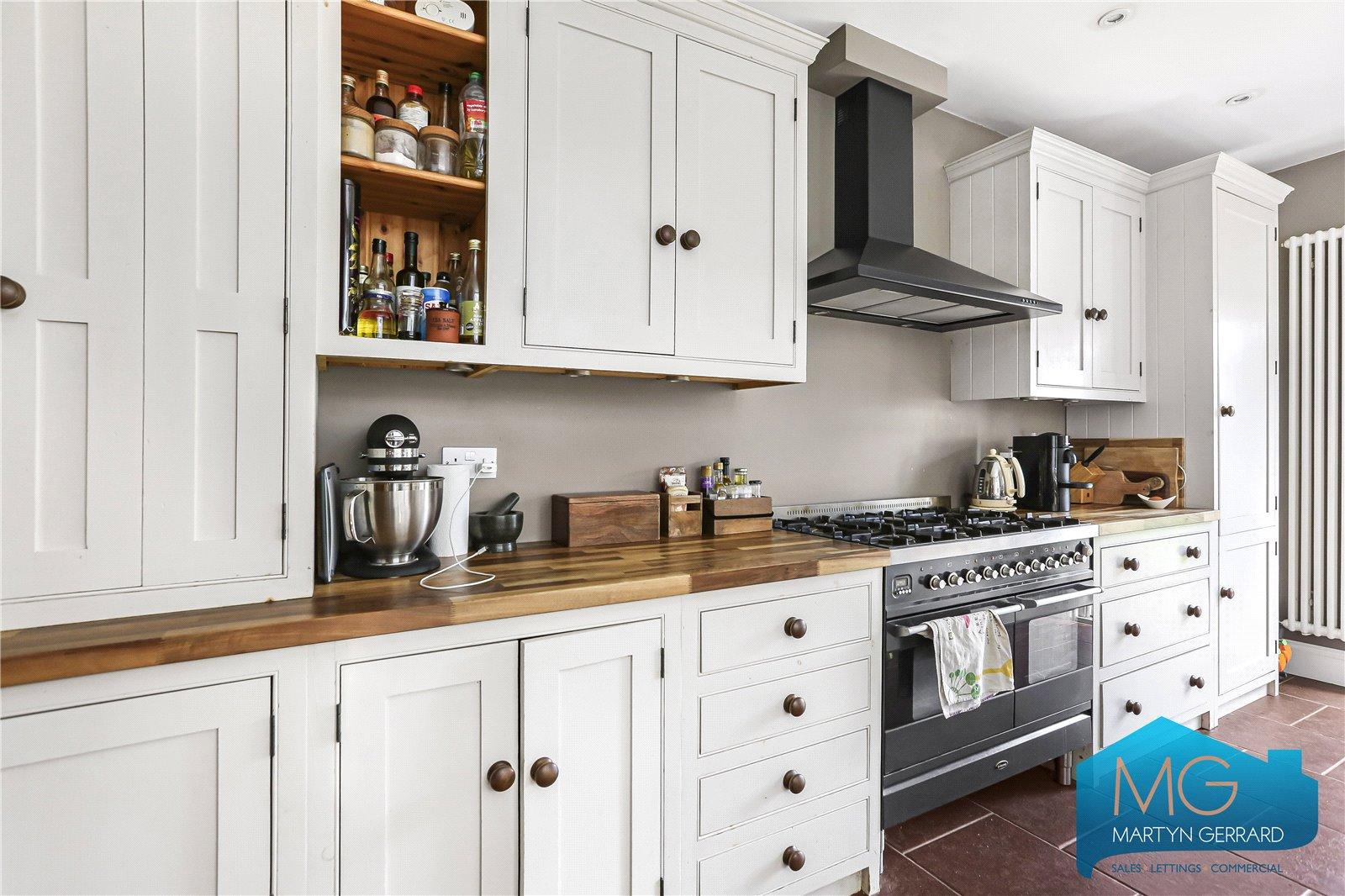 3 bedroom Terraced House for sale - Martyn Gerrard