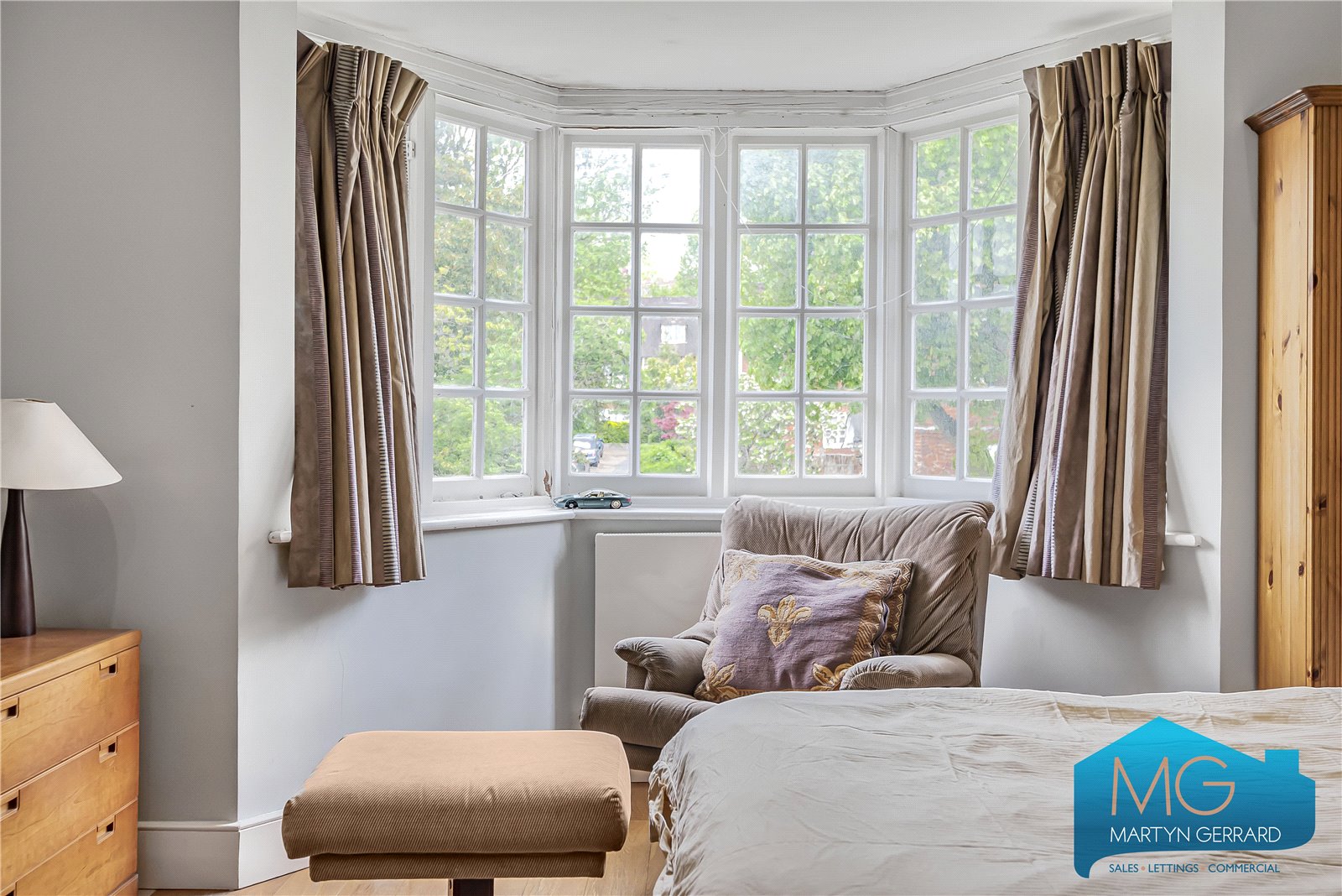 5 bedroom Terraced House for sale - Martyn Gerrard