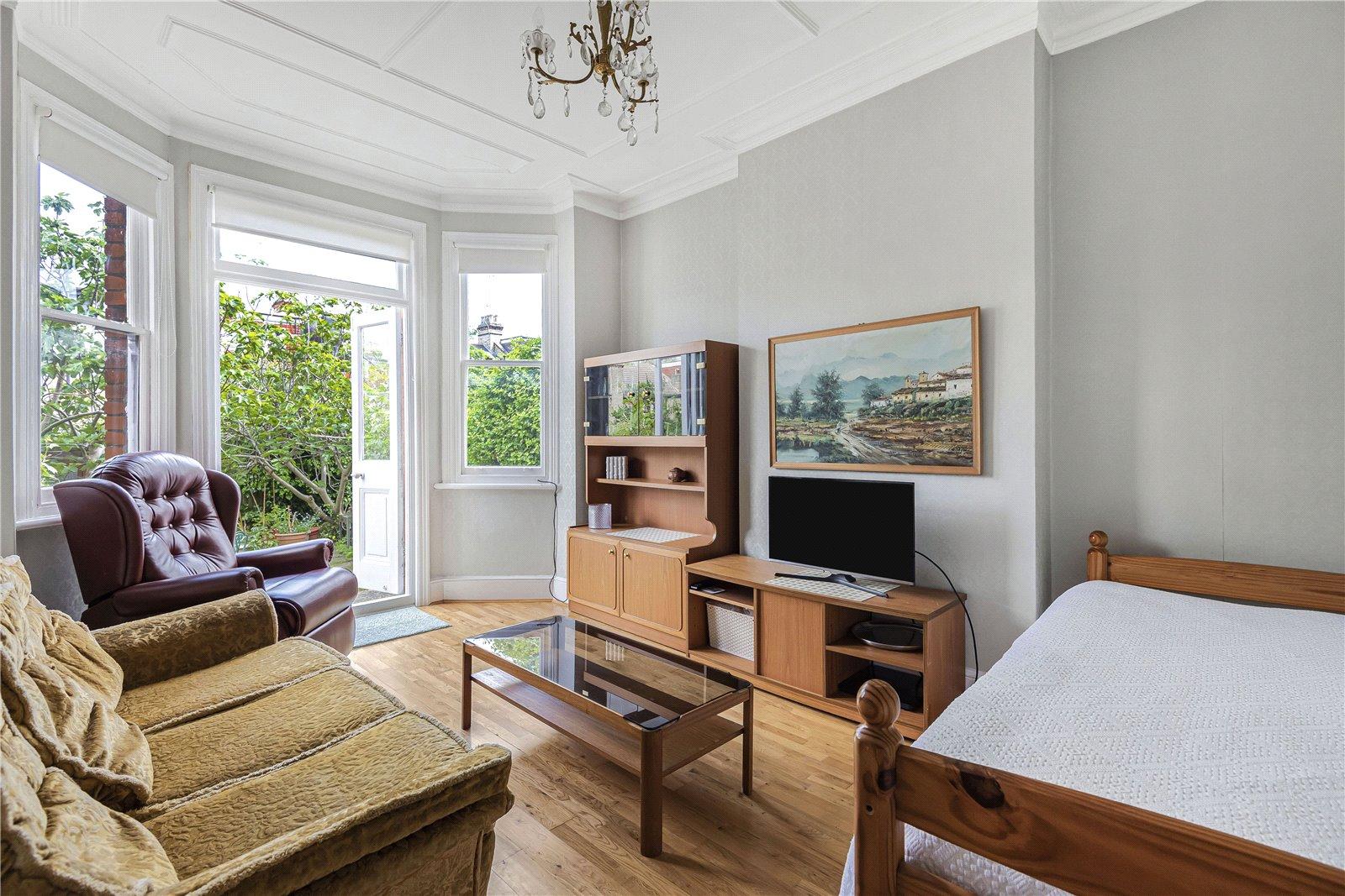 3 bedroom Semi-Detached House for sale - Martyn Gerrard