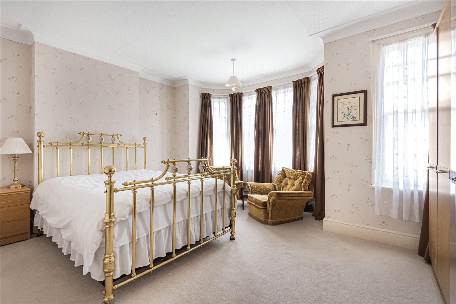 3 bedroom Semi-Detached House for sale - Martyn Gerrard