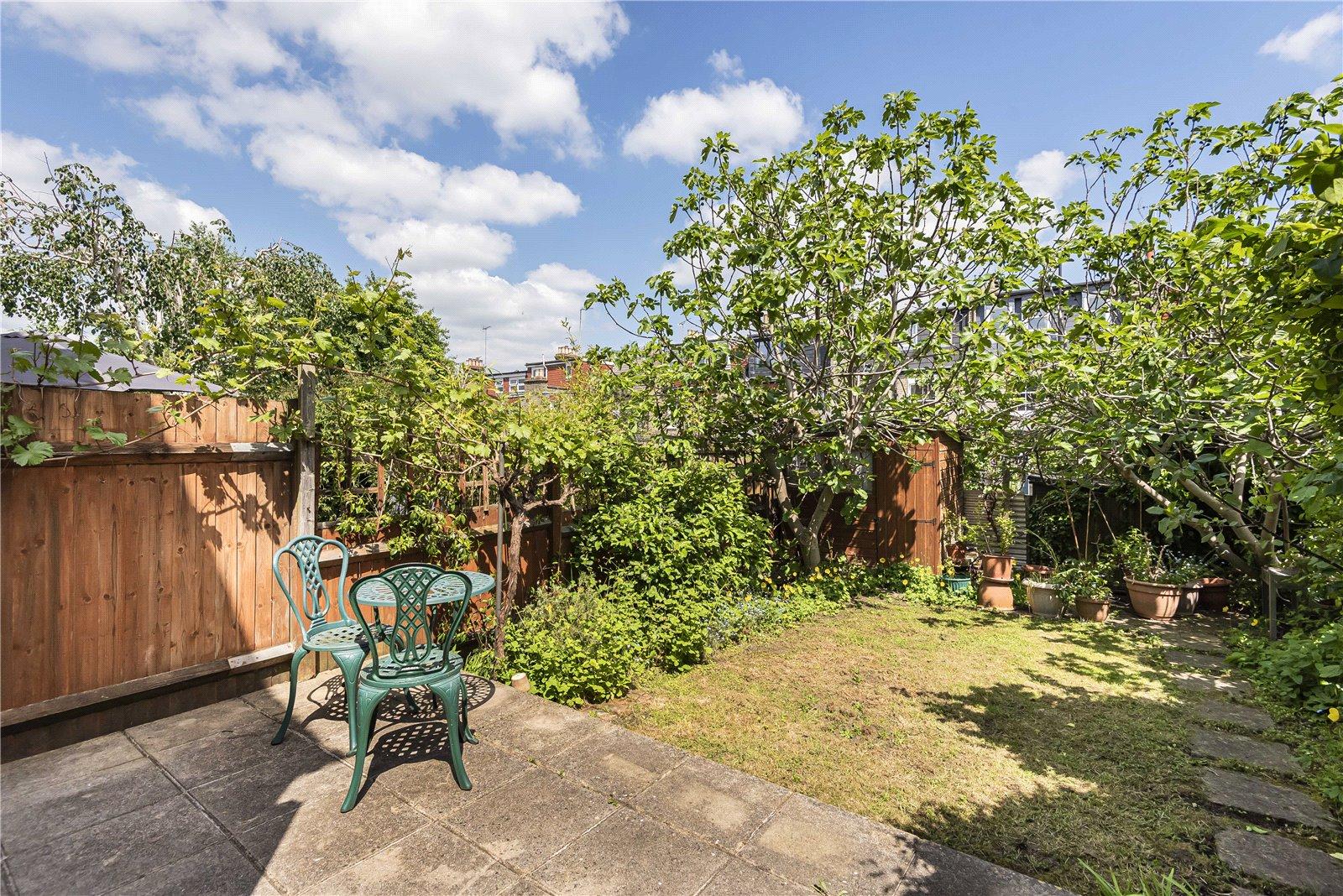 3 bedroom Semi-Detached House for sale - Martyn Gerrard