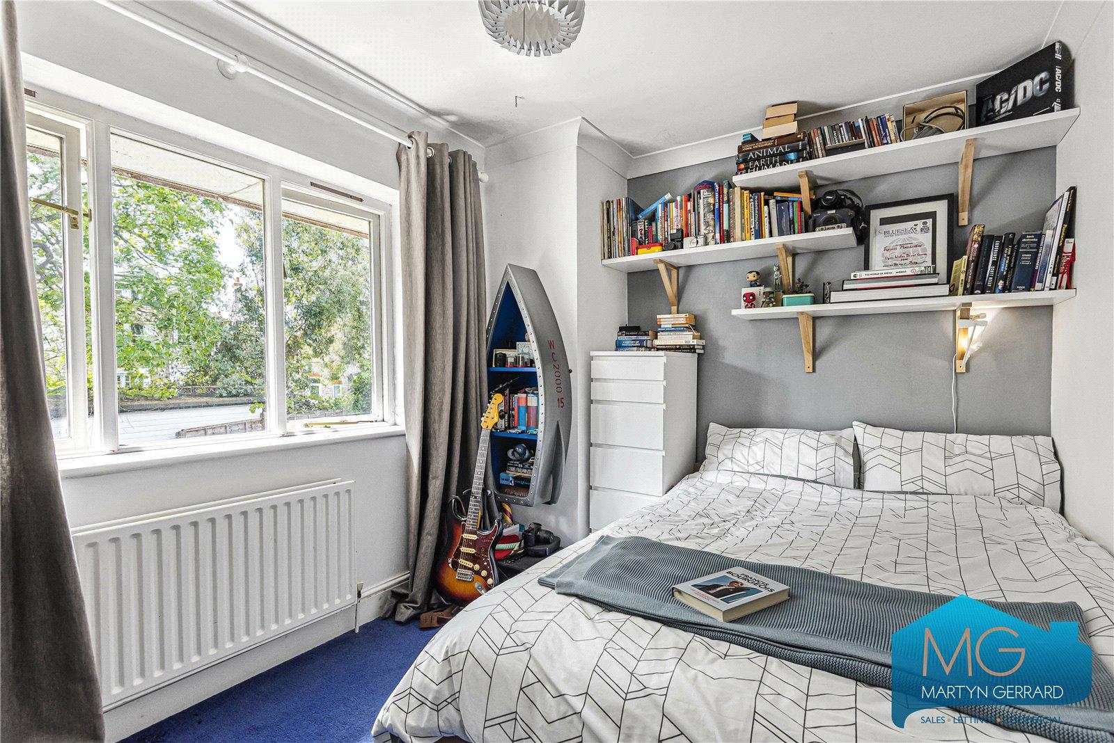 3 bedroom Detached House for sale - Martyn Gerrard