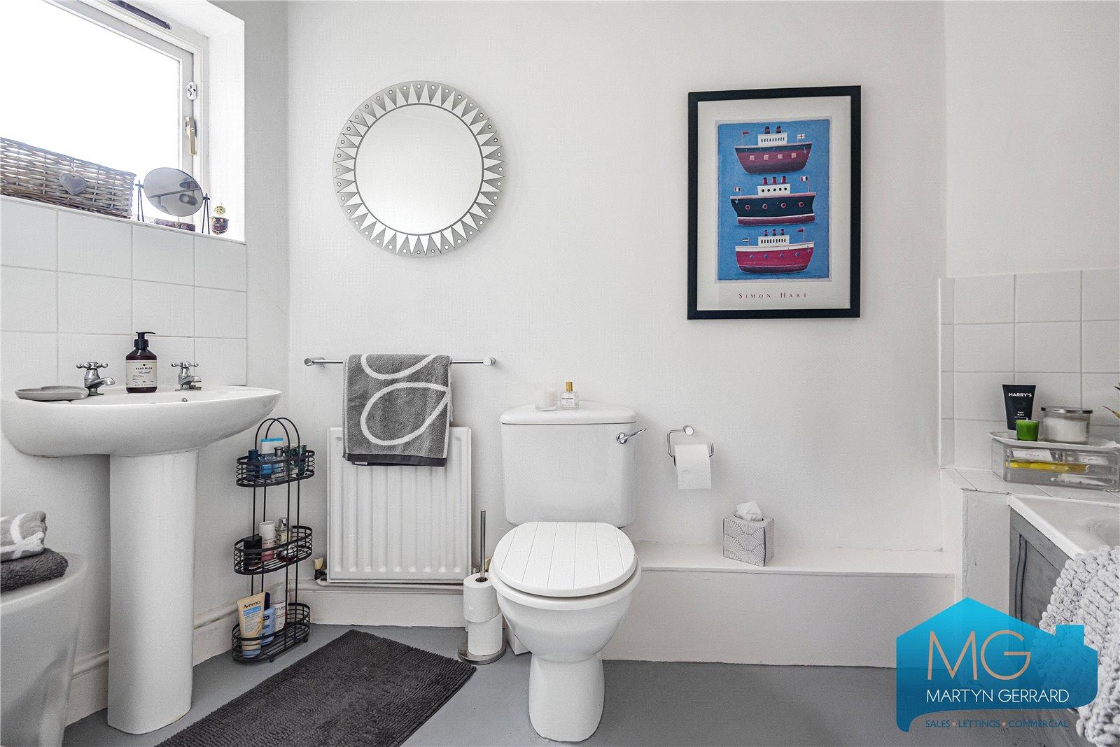 3 bedroom Detached House for sale - Martyn Gerrard