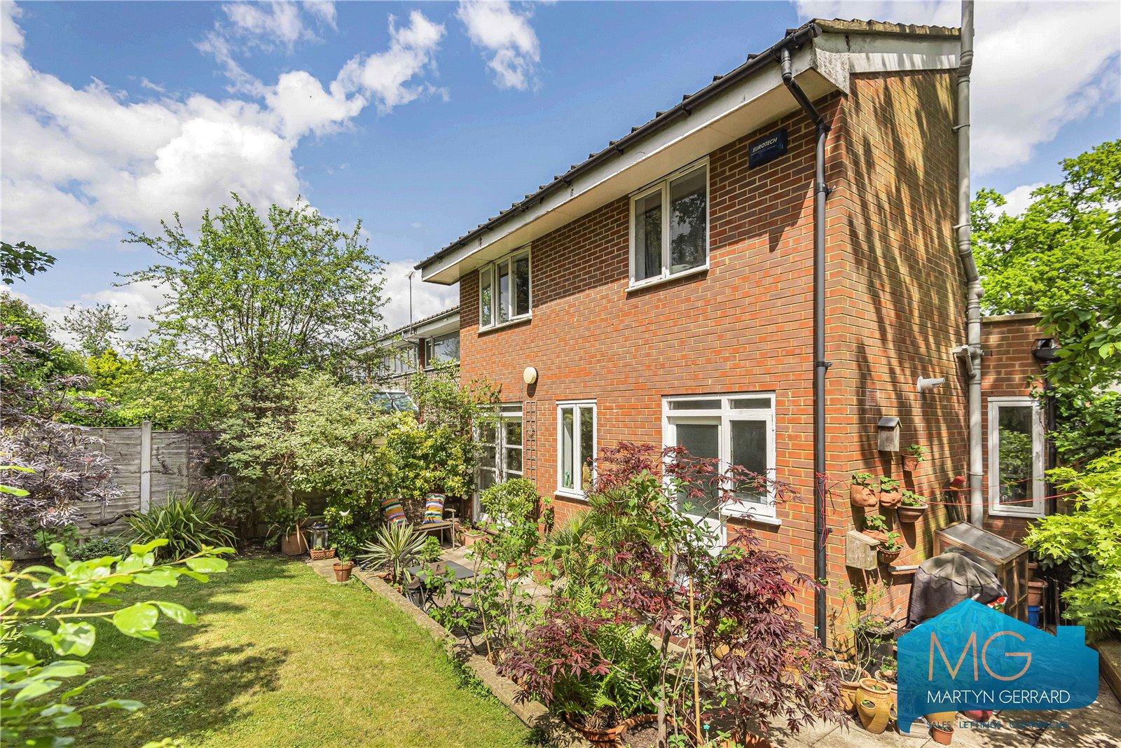 3 bedroom Detached House for sale - Martyn Gerrard