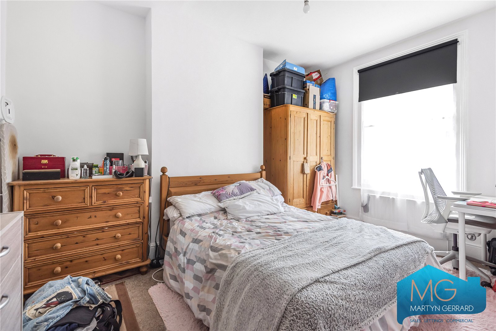 2 bedroom Apartment for sale - Martyn Gerrard