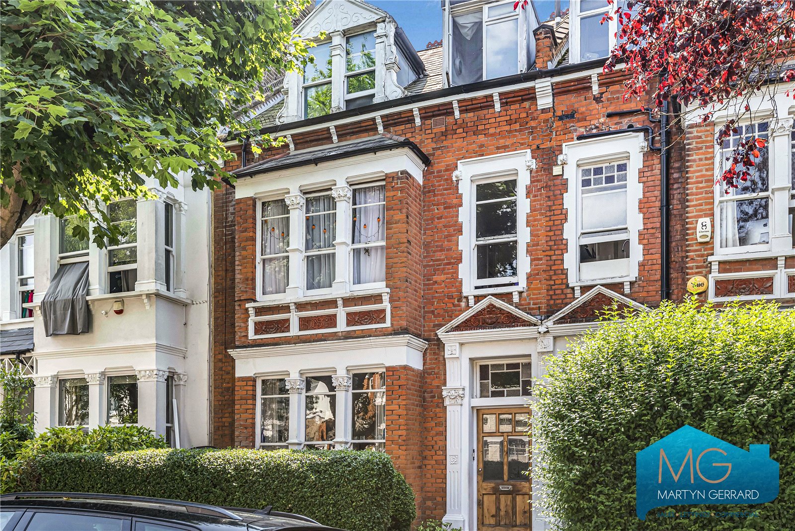 2 bedroom Apartment for sale - Martyn Gerrard