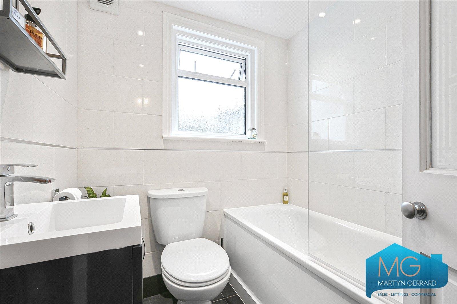 1 bedroom Apartment for sale - Martyn Gerrard