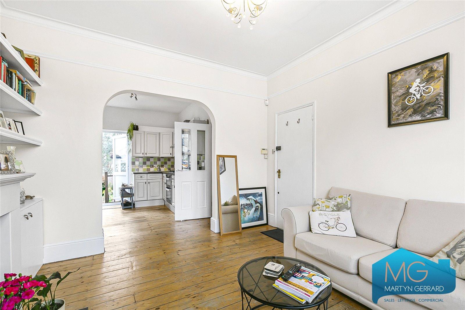 1 bedroom Apartment for sale - Martyn Gerrard