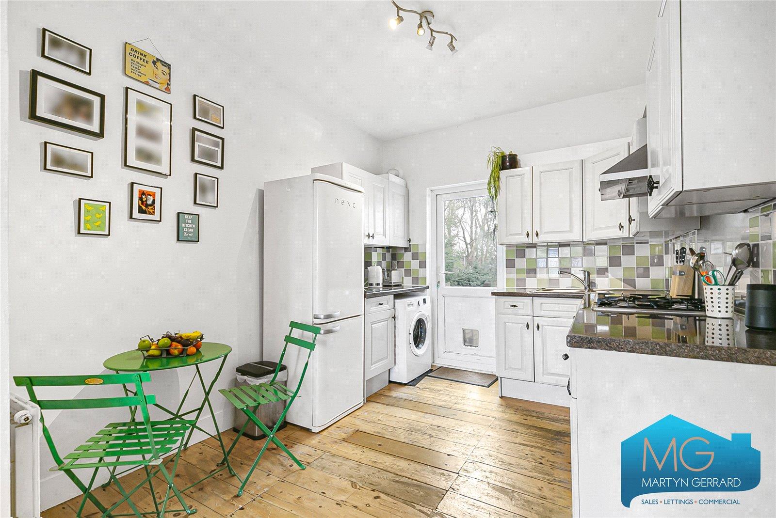 1 bedroom Apartment for sale - Martyn Gerrard