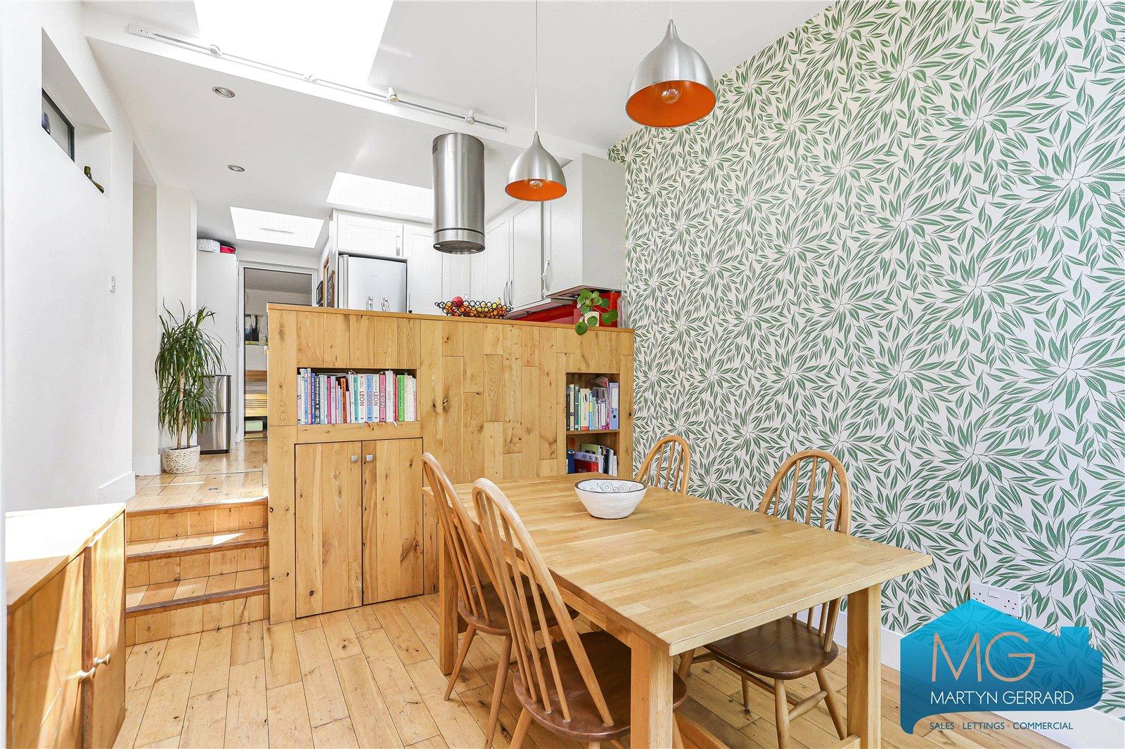 2 bedroom Maisonette for sale - Martyn Gerrard