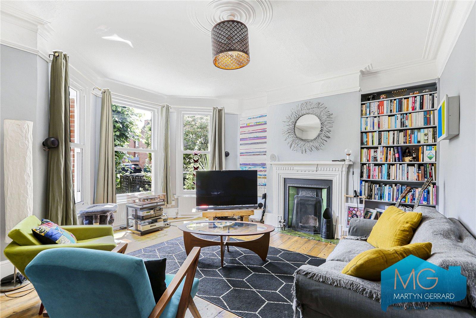 2 bedroom Maisonette for sale - Martyn Gerrard
