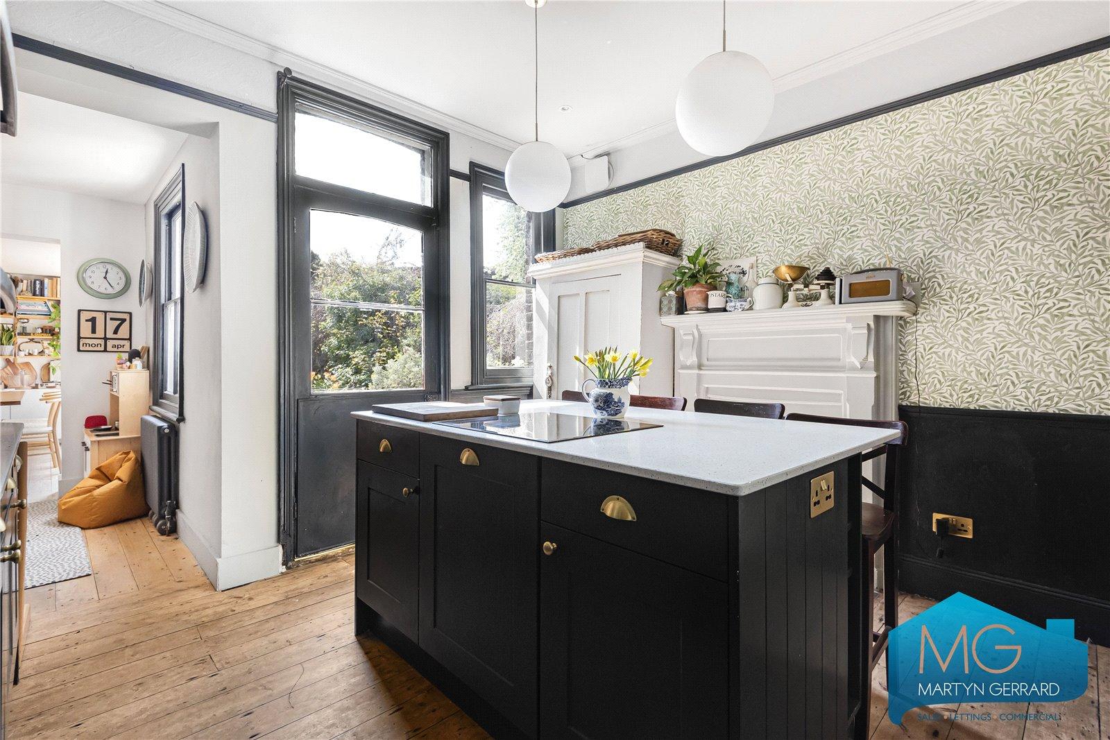 2 bedroom Terraced House for sale - Martyn Gerrard