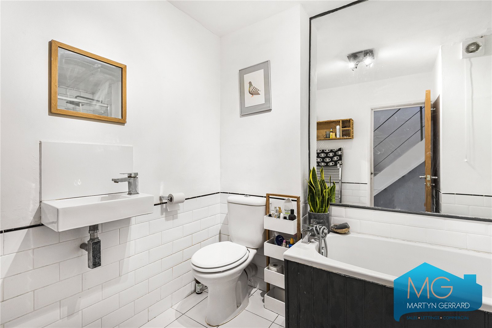 4 bedroom Terraced House for sale - Martyn Gerrard