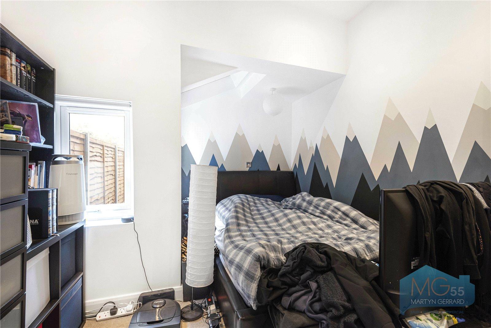 3 bedroom Apartment for sale - Martyn Gerrard