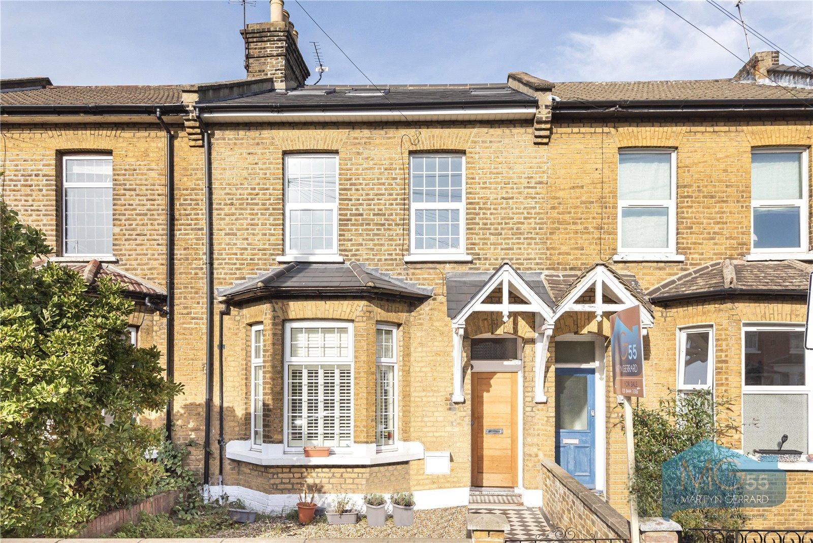 3 bedroom Apartment for sale - Martyn Gerrard