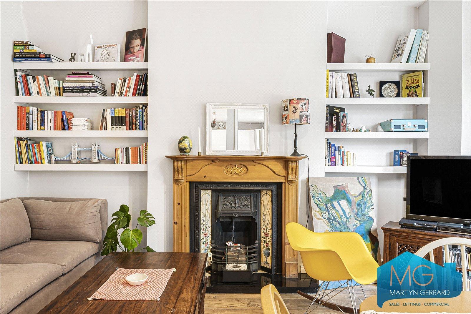 2 bedroom Apartment for sale - Martyn Gerrard