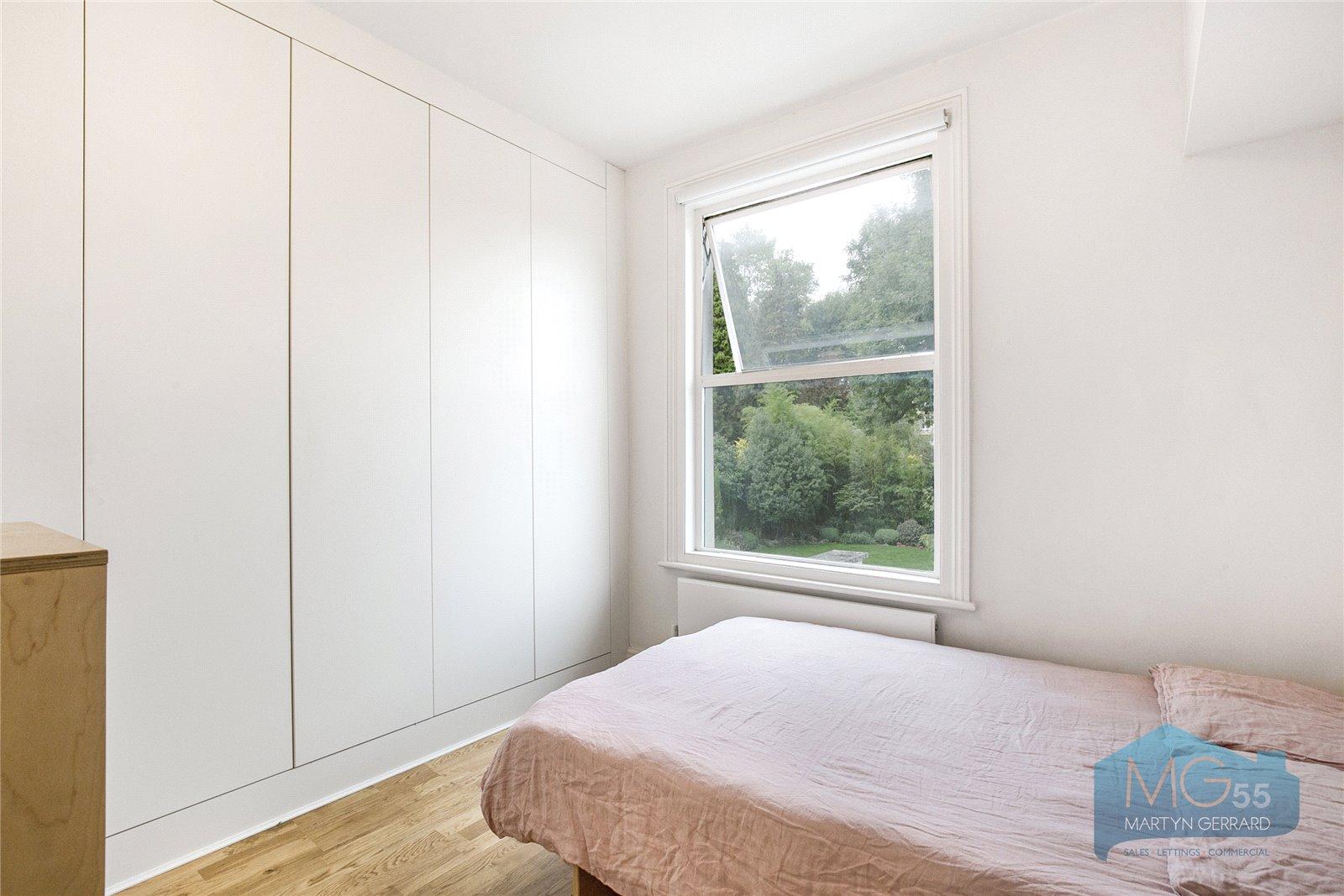 1 bedroom Apartment for sale - Martyn Gerrard