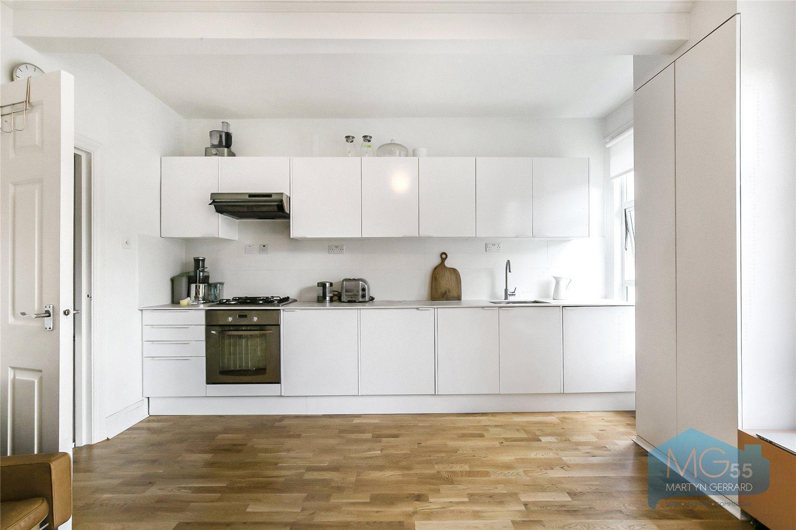 1 bedroom Apartment for sale - Martyn Gerrard