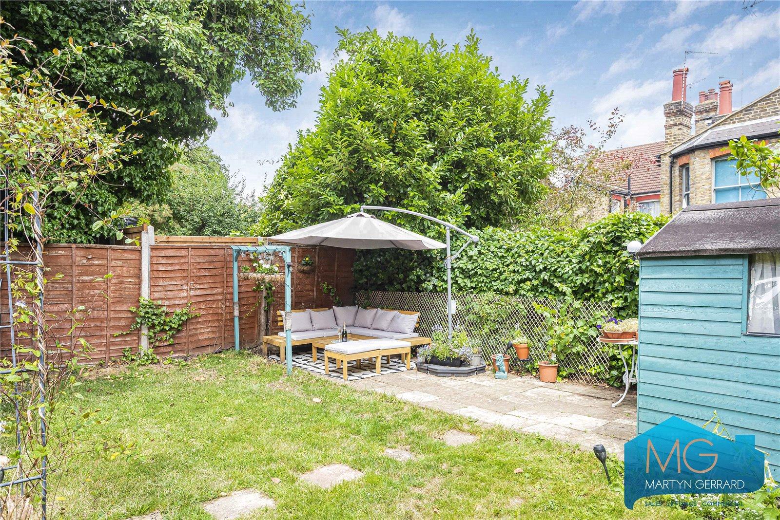 2 bedroom Apartment for sale - Martyn Gerrard