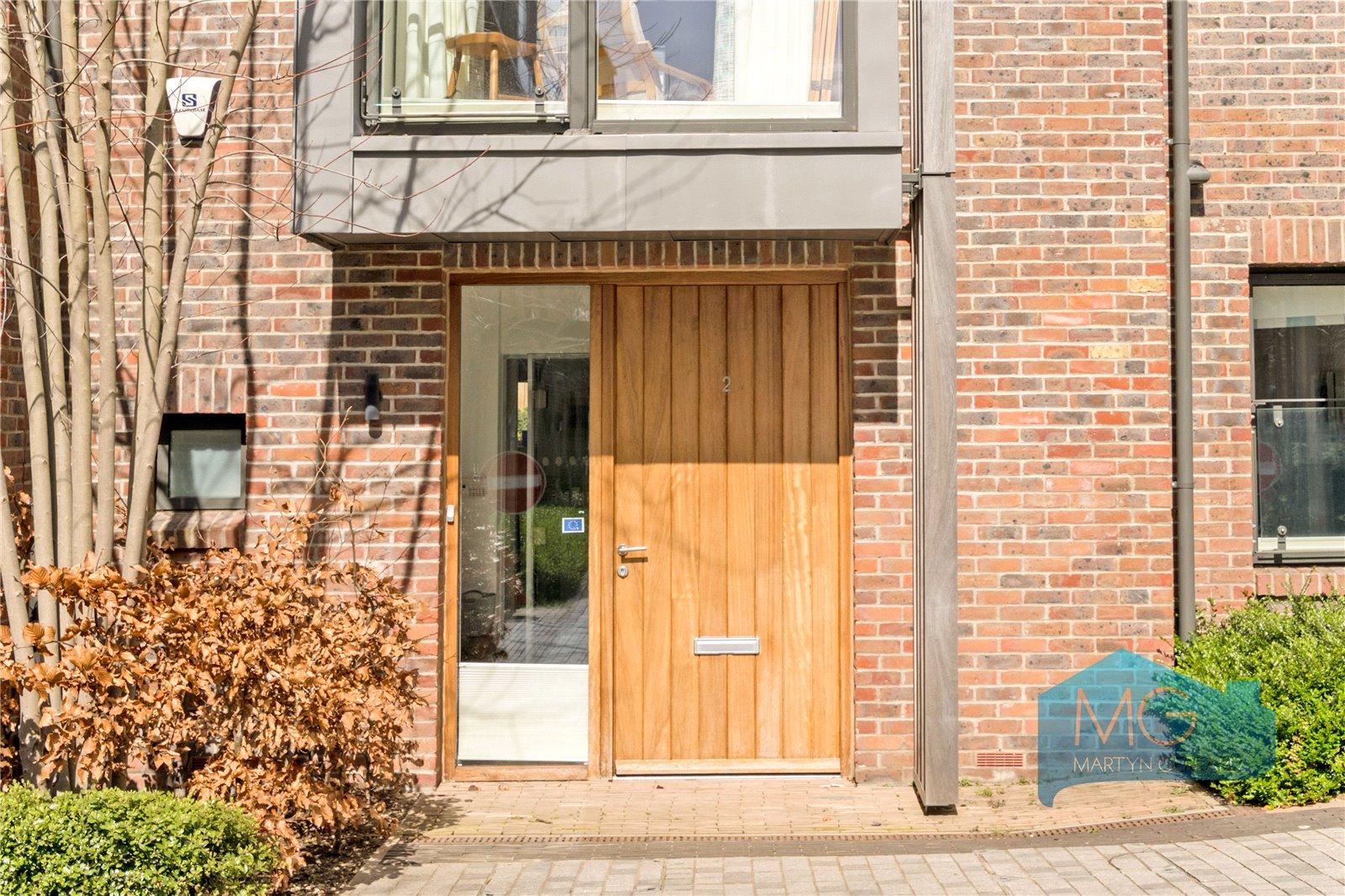 3 bedroom End of Terrace House for sale - Martyn Gerrard