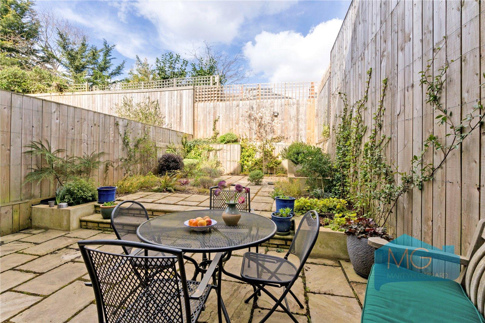 3 bedroom End of Terrace House for sale - Martyn Gerrard