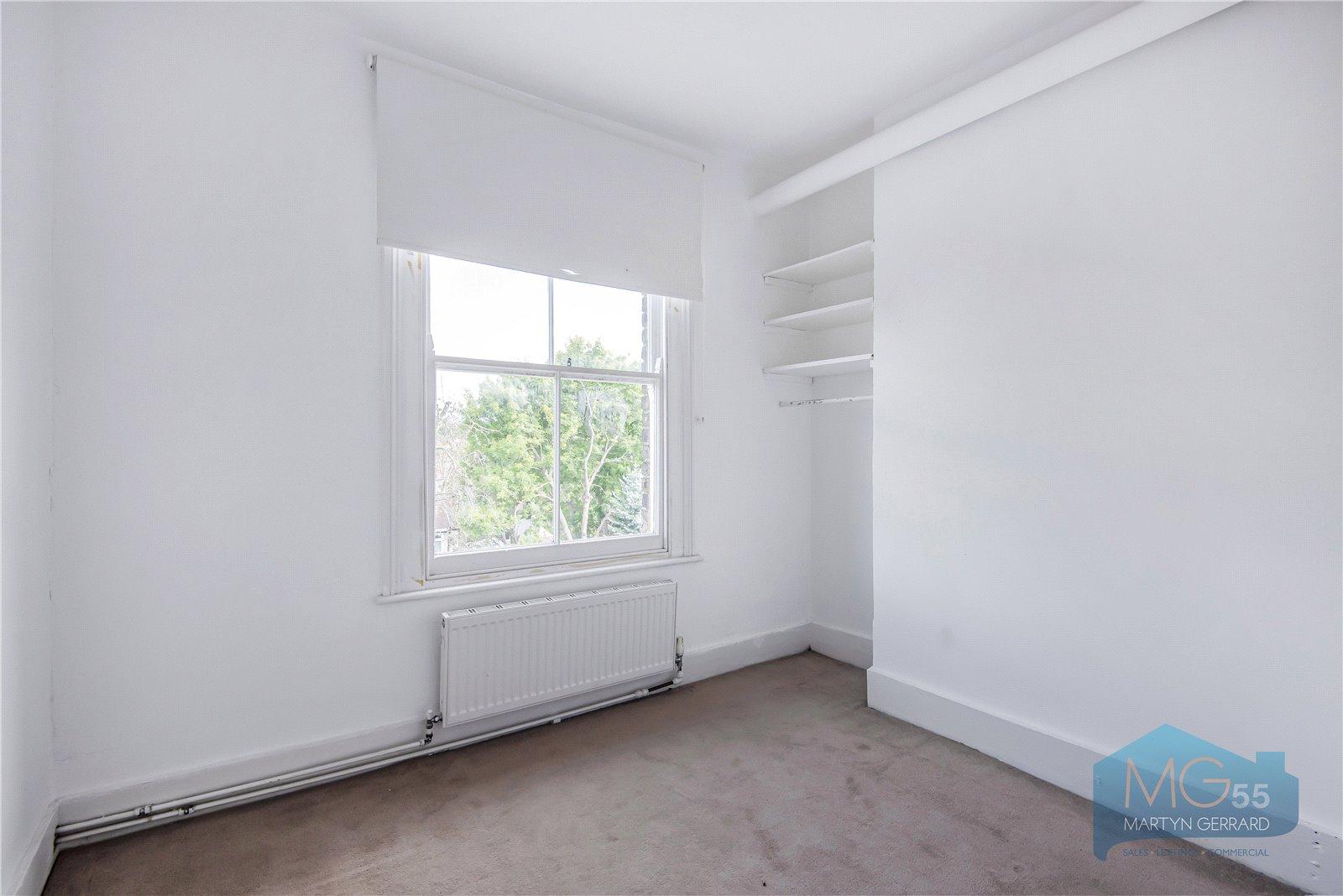2 bedroom Apartment for sale - Martyn Gerrard