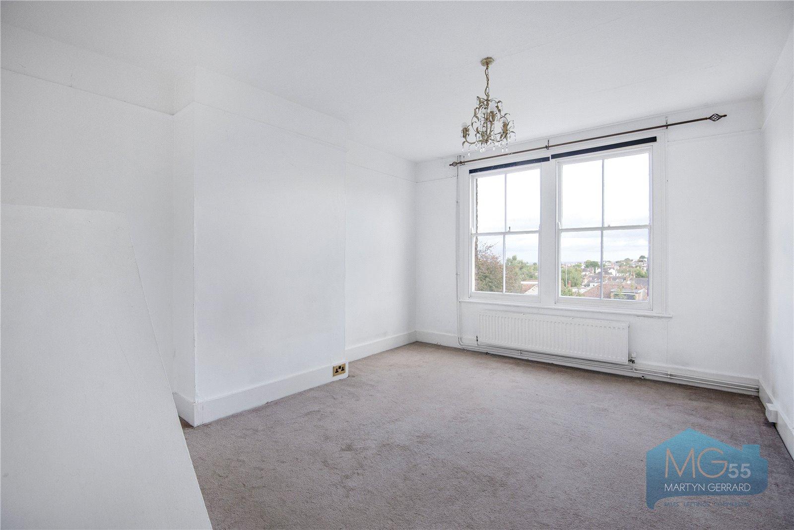 2 bedroom Apartment for sale - Martyn Gerrard