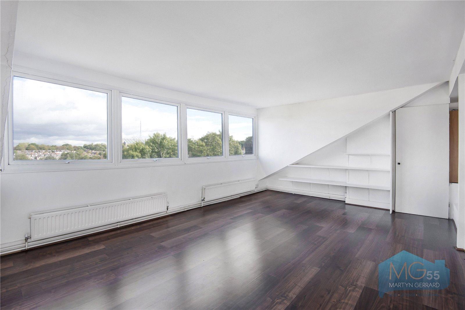 2 bedroom Apartment for sale - Martyn Gerrard