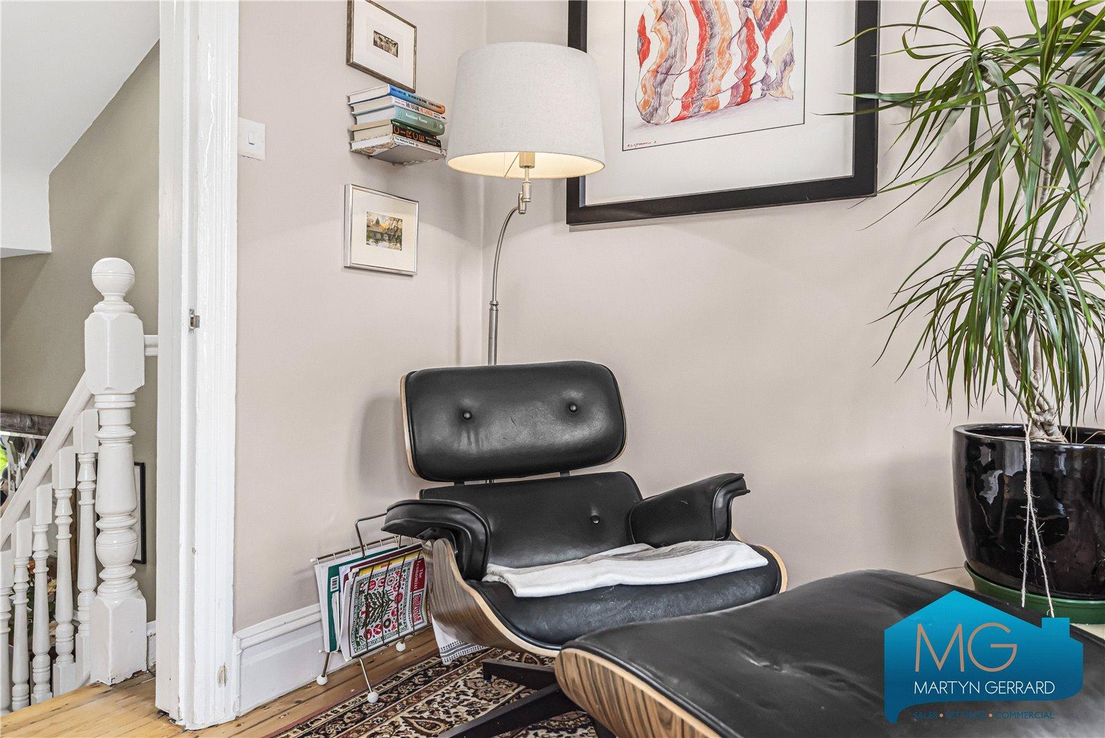 2 bedroom Maisonette for sale - Martyn Gerrard