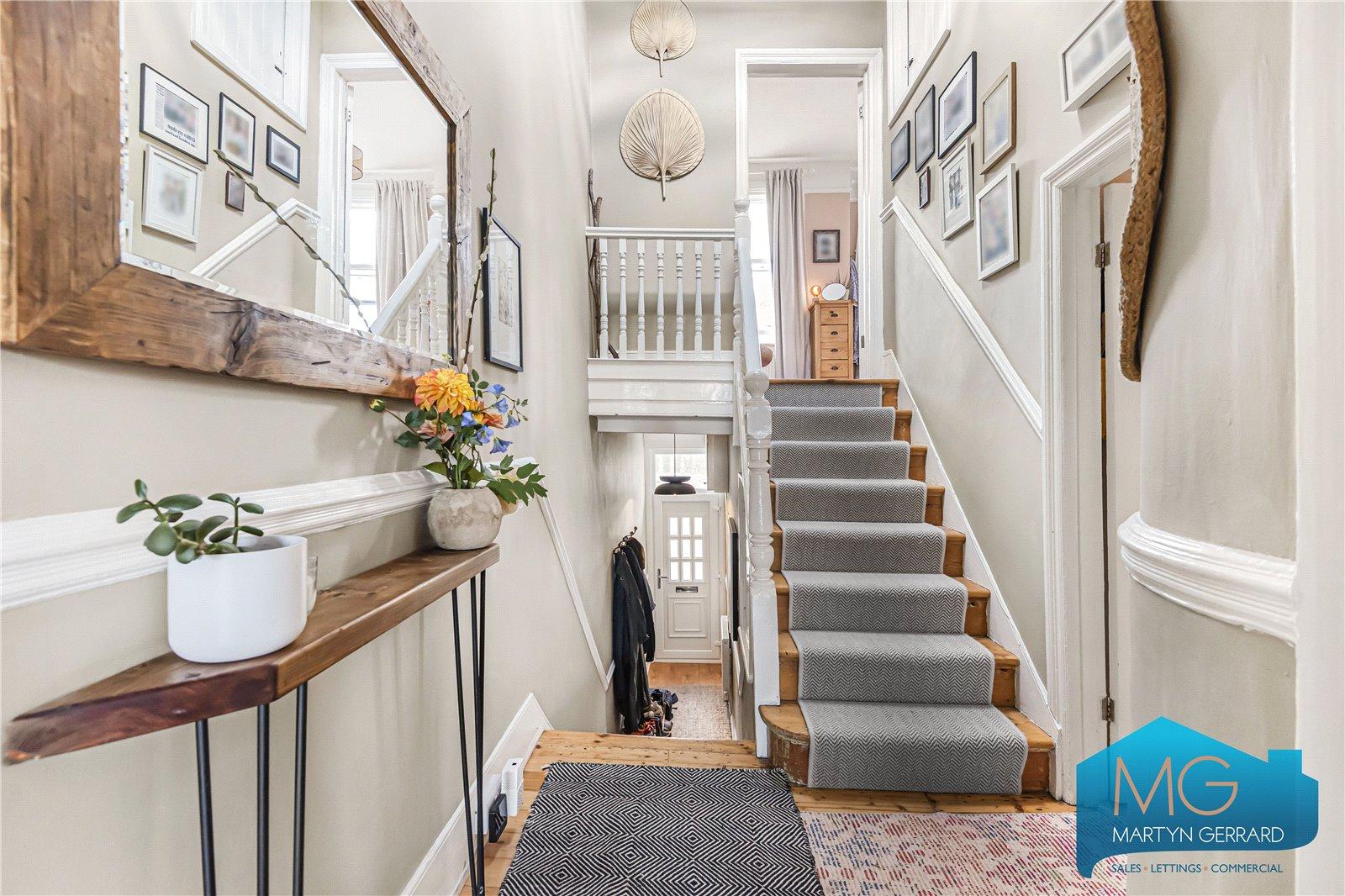 2 bedroom Maisonette for sale - Martyn Gerrard