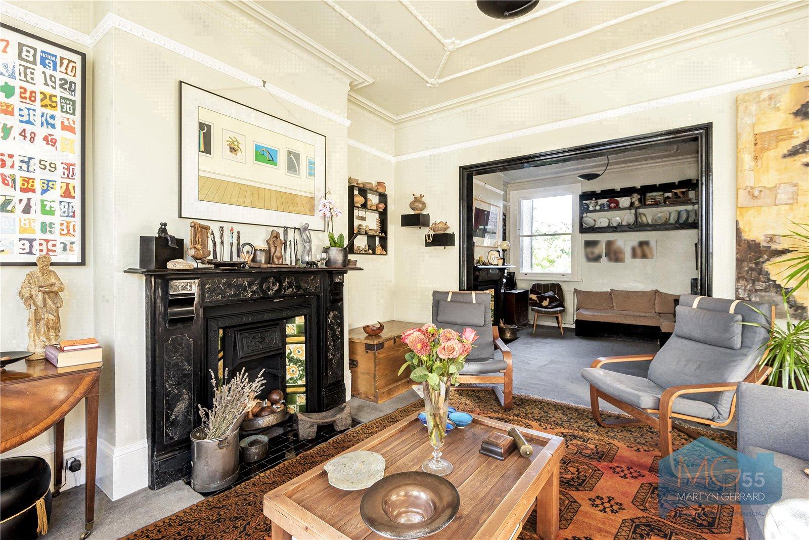 4 bedroom Terraced House for sale - Martyn Gerrard
