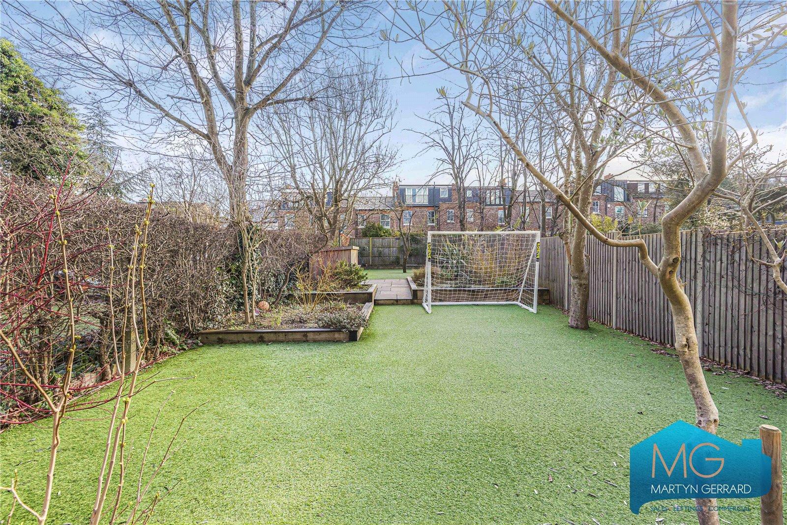 5 bedroom End of Terrace House for sale - Martyn Gerrard