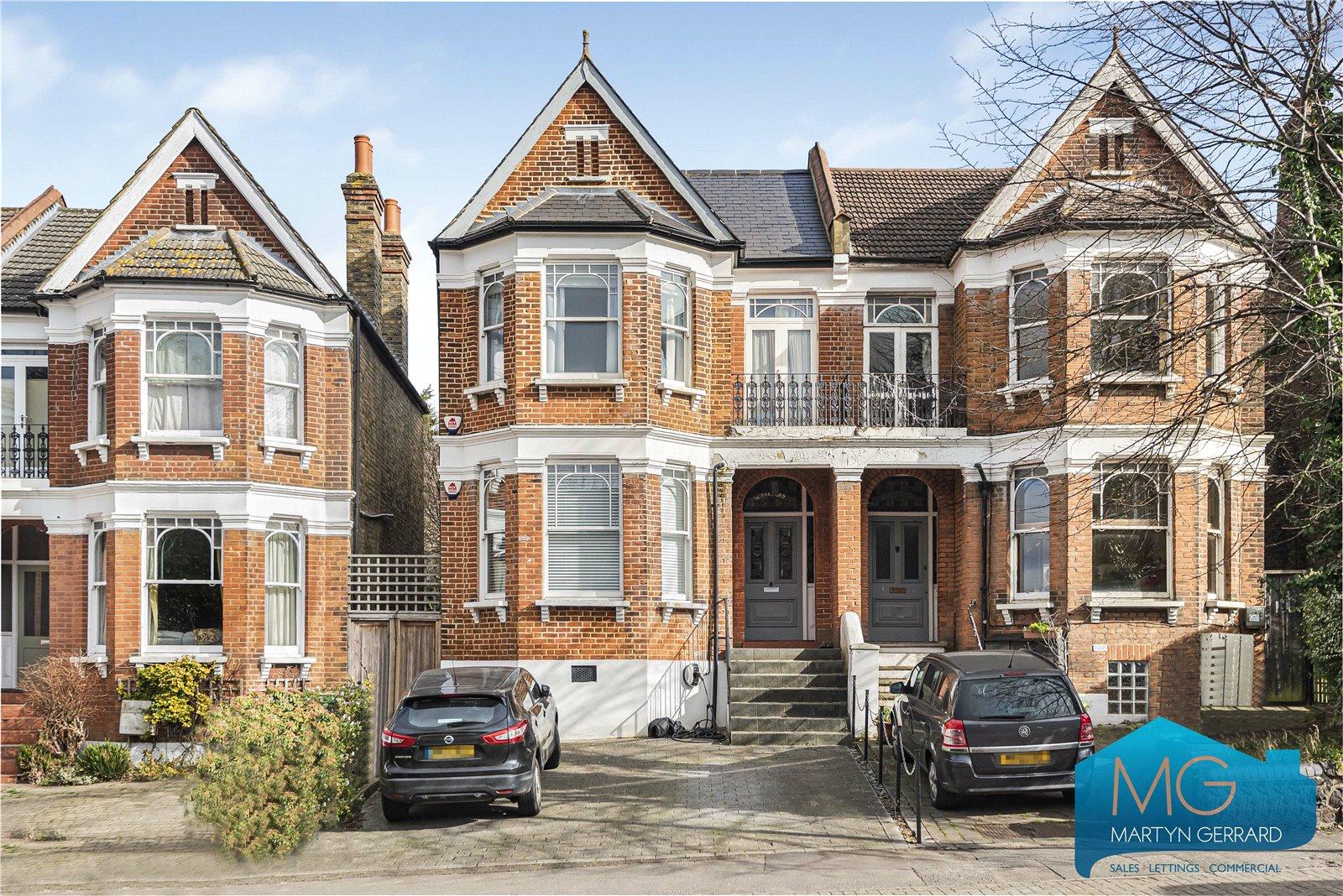 3 bedroom Apartment for sale - Martyn Gerrard