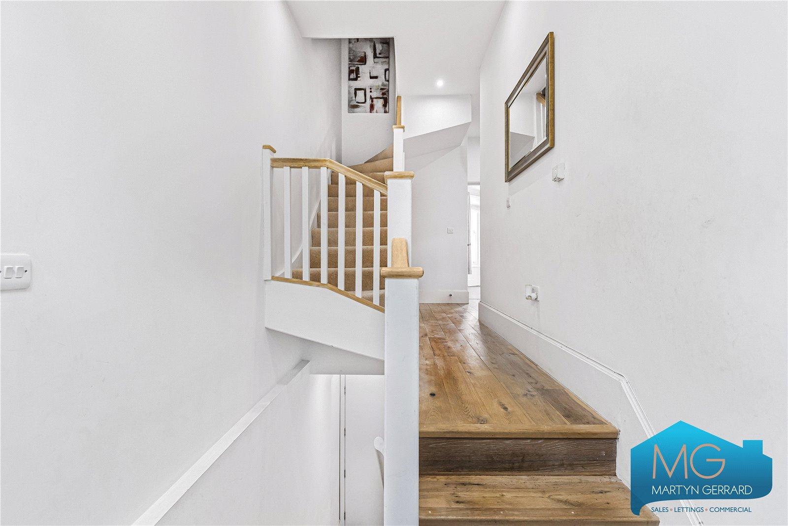 3 bedroom Apartment for sale - Martyn Gerrard