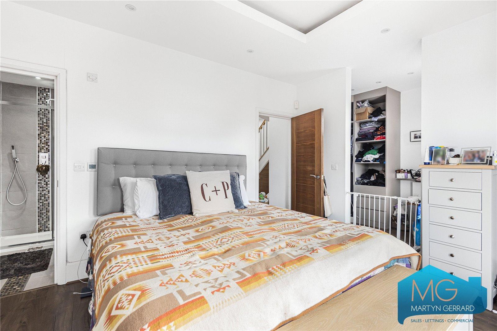 3 bedroom Apartment for sale - Martyn Gerrard