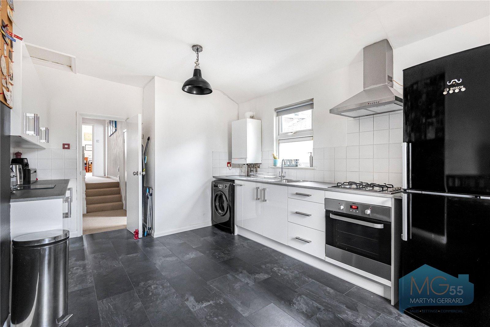 1 bedroom Apartment for sale - Martyn Gerrard