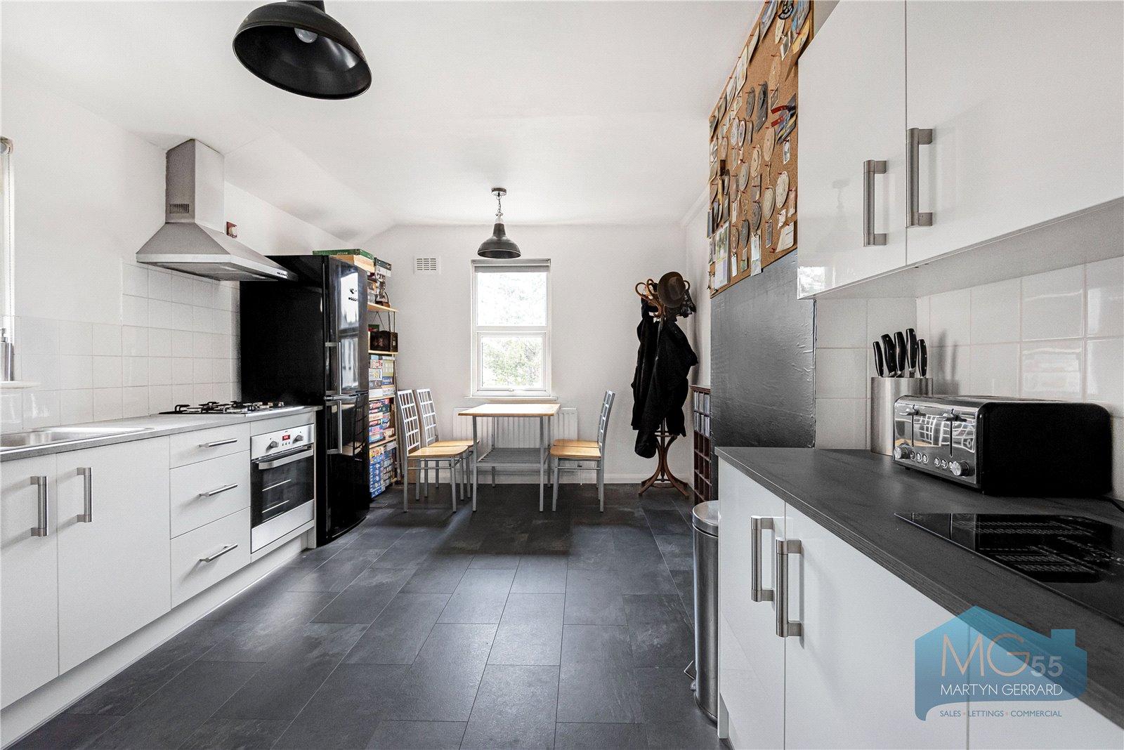 1 bedroom Apartment for sale + ' - Martyn Gerrard