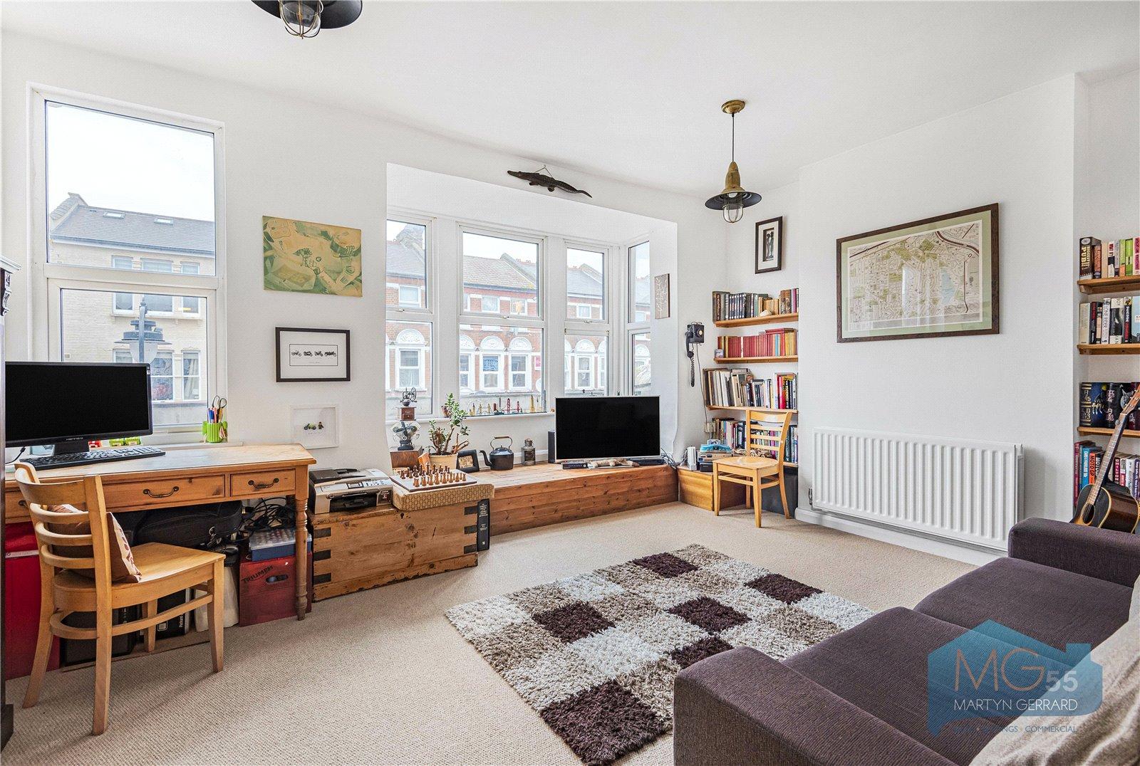 1 bedroom Apartment for sale - Martyn Gerrard
