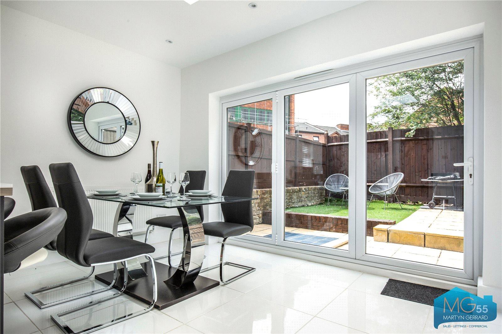 3 bedroom End of Terrace House to rent - Martyn Gerrard